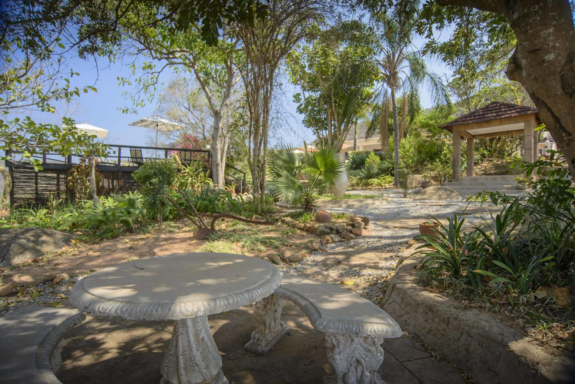 Abangane Guest Lodge Hazyview Exterior photo